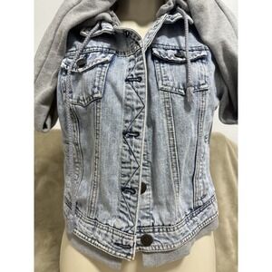 Denim Hoodie Cropped Jacket Distressed Size‎ Medium Junior's Highway Jeans CL
